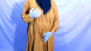 Indian Muslim Hijabi Beautiful Wife Satisfying Her Sexual Hunger With Her Hands - Clear Hindi