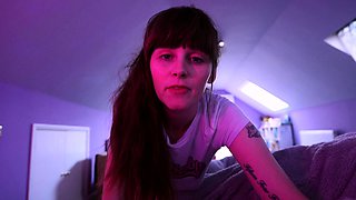 Sydney Harwin - Sister Sneaks In For Creampie