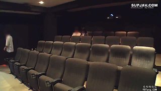 Up A Tired Office Lady Who Was Napping During A Late Show At The Movie Theater, And Made Her Silently Incontinence With Sticky Onanism Inside