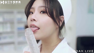 Md-0307 a Slutty Nurse Who Loves Blowjobs