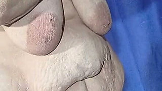 Shes a Mummy and Can't Tell You Your Cock Size by Sucking It's Not Even Funny