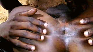 Midday Cuddling,just Alittle Scratch!