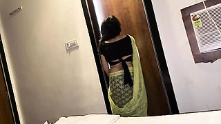 Family Members Free the Sister-in-law and Cum