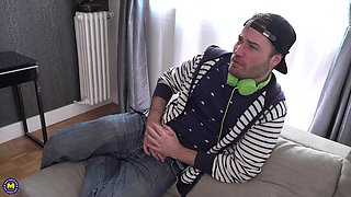 Older French Lady Gets Fucked In The Ass