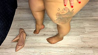 Feet fetish, femdom mistress, high heels