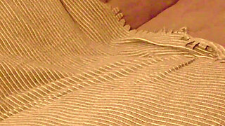 French kiss in lower lips