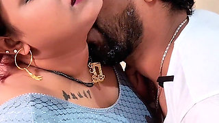 Horny Oldman and Young Indian Maid Had Full Nude Sex Indian Porn Videos