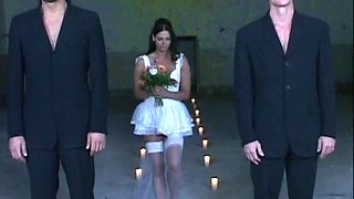 Brunette Bride Enjoys Passionate Double Penetration Vintage Threesome