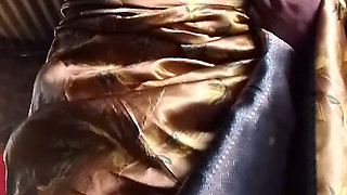 Indian Deshi Village Hot Sexi Sanskaari Housewife Mastarbuting Seduce Her Pussy