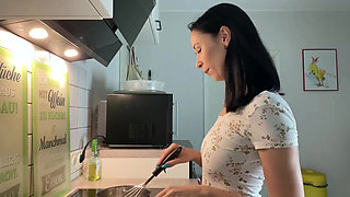 Squirted in Me During Spontaneous Kitchen!