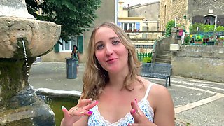 Sya, 33 years old, beautician in Besançon! - Jacquie et Michel TV