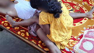 Desi Indian Girlfriend Fucked in Oyo