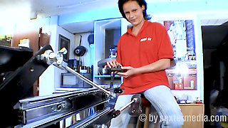 Machine with Orgasm Guarantee Tried Out