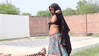 Indian desi stepsis pussy fuking in Hindi audio