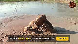 Splish Splosh - What a Mud-jump!