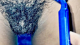 Desi Bhabi Hair Remove in Bathroom