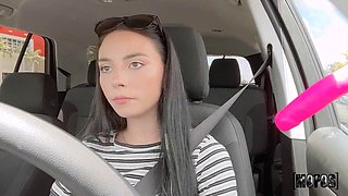 Gianna Ivy Fucks Naughty in Her Car Spot