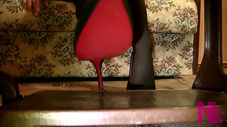 Vintage_sewing on My Granny's Old Singer Sewing Machine in Black Pantyhose and Suede Louboutins