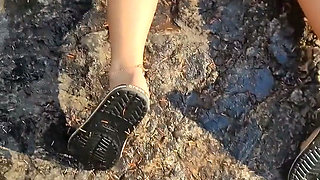 My Horny Girlfriend Wants Me to Fuck While Hiking