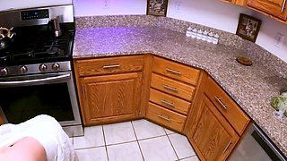 MILF cream fuck in the kitchen