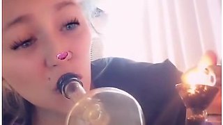 MILF gets high then fingers herself to a wet, squirming finish