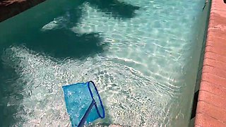 Ambie Bambii Sucked The Pool Boy Cock In Front Of Friend