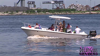 Awesome Natural Tits and Thick Ass on This Hot Latina