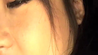 Runa - Housewife Pick-up (23y Old) Vol. 4