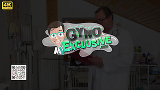 Silicone Pornstar Barbie Esm Cums with Fucking Machine