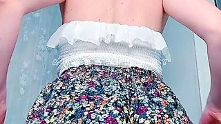 Amateur Webcam Cute Teen Plays Solo with Big Dildo