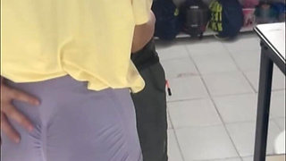 My Stepsister Wears Tight Shorts That Aroused My Cok and I Was at the Peak of My Pleasure
