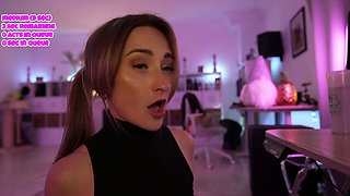 Close up teen pussy gaping action