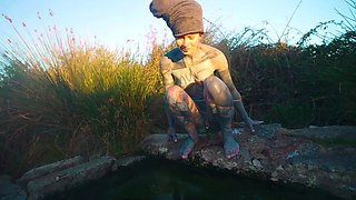 Anuskatzz cums in water