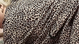 My Girlfriend Interrupted My Hand Job, Gave Me a Deep Blowjob and Swallowed the Cum