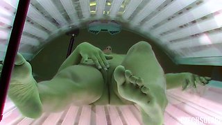 Horny fat arab housewife fingered on amateur hidden cam