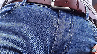 MILF Teasing Her Big Cameltoe in Blue Jeans Outdoors