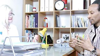 Lady-love's deep throat dirt