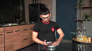 Oh no, that wasn't my intention! - Embarrassed stepbrother completes up having hump with his slender sister