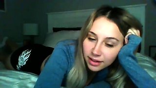 Amateur Webcam Teen Masturbates And Teases
