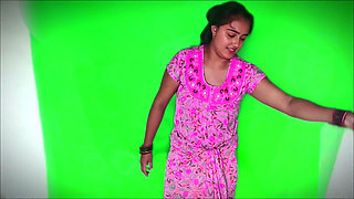 Very poor desi maid fucked by her boss, for extra Salery Boss offered to maid Gifts and Fuck her Hindi Audio
