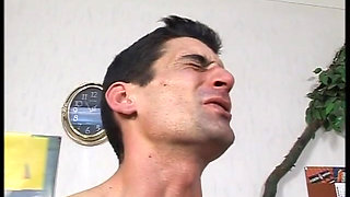 Impossible to resist - Big boobs (Full Italian porn movie)