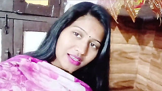 Apne he stepsister ki friend ko virgin pussy fuck kiya or pussy ros nikal kar jiv se chata,gud ki ros pilaya.. aApne he stepsist
