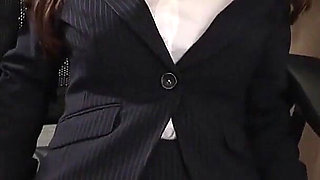 My Female Boss Tempts Me by Spreading Her Legs in No-panty Pantyhose! 1