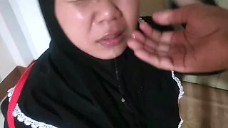 Brutal Face Fuck: Indonesian Hijab Laila Takes Stepdad's Big Cock Until Her Mouth Tears