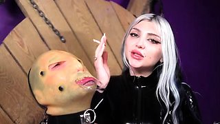 Sensual Smoking & Latex Shine