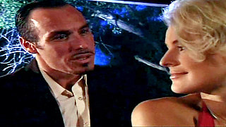 Fields of Desire - Secret at the Villa