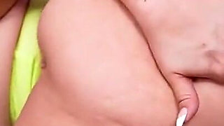 Slutty Aliens Seduce the Stargazer