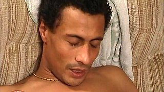 From Lesbian Duo to Mixed Foursomes, the Longer the Kinkier