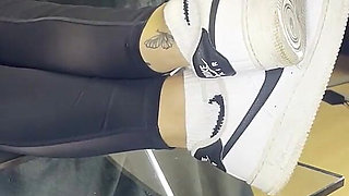 Dirty White Sneaker Worship - Valeria Night (part 1)