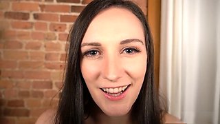 Close-up-face, whisper-joi, gfe